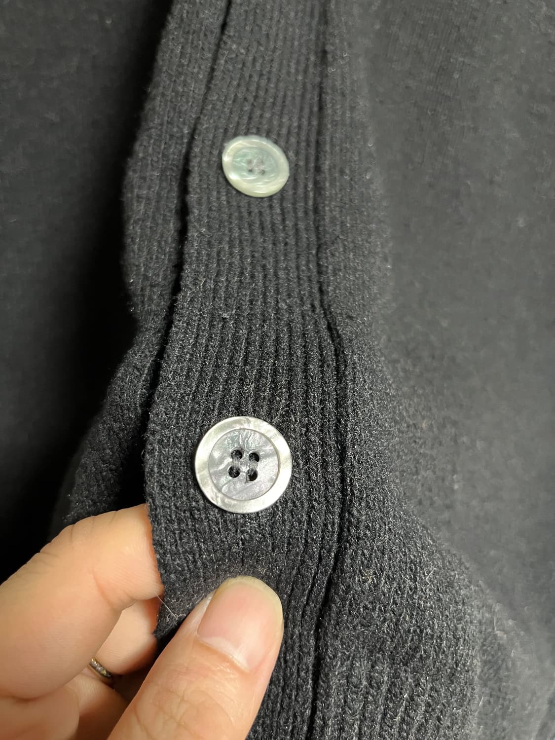 공용 꼼데가르송 더블와펜 가디건 L 상품이미지3