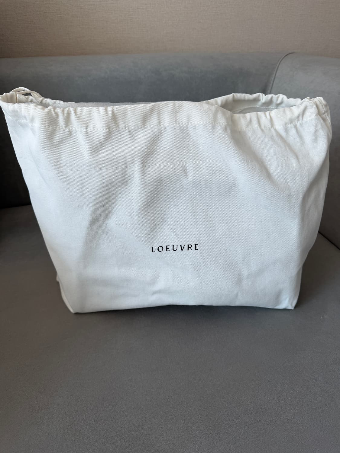 루에브르 트라페즈 숄더백 size L 새상품 상품이미지2