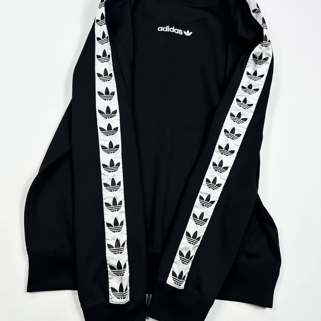 아디다스 트레포일 사이드라인 블랙 맨투맨 (M) 상품이미지3