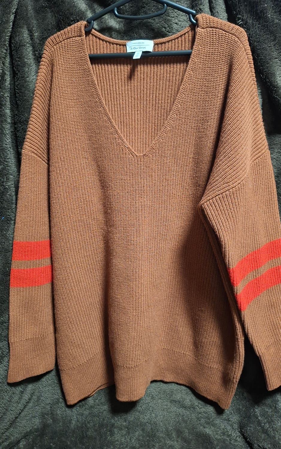 앤아더스토리즈 브이넥 니트 스웨터 상품이미지2