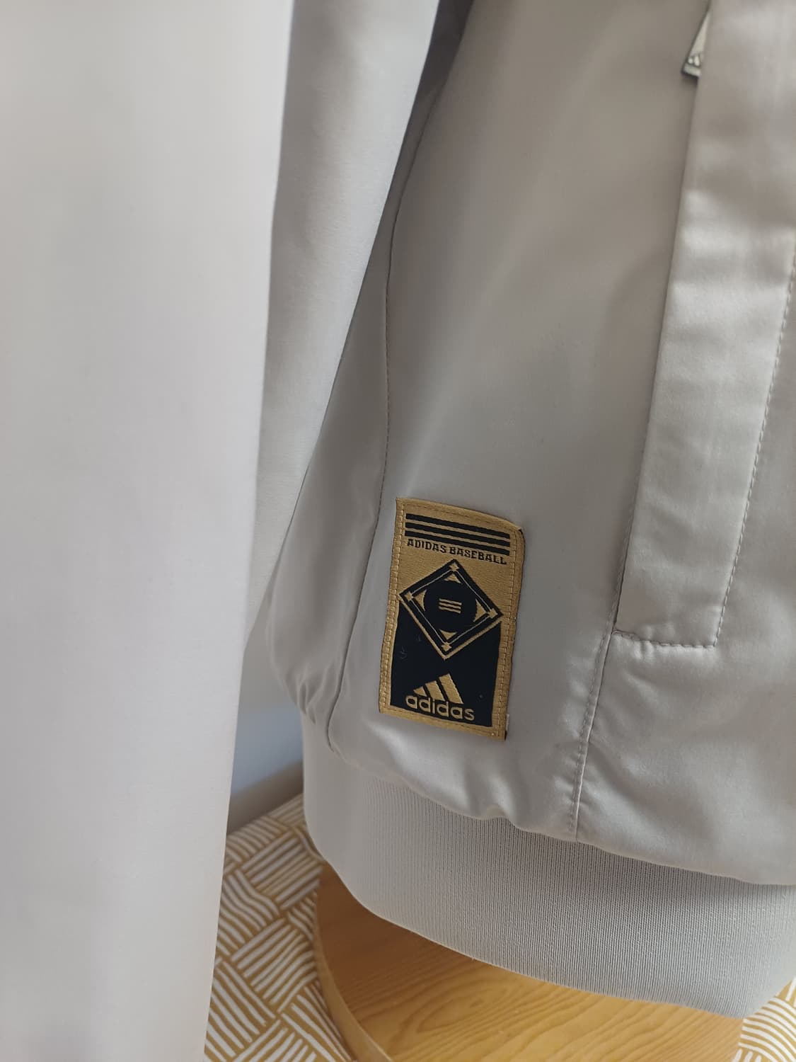 [L] Archive 아디다스 골프 브이넥 웜업 상품이미지5