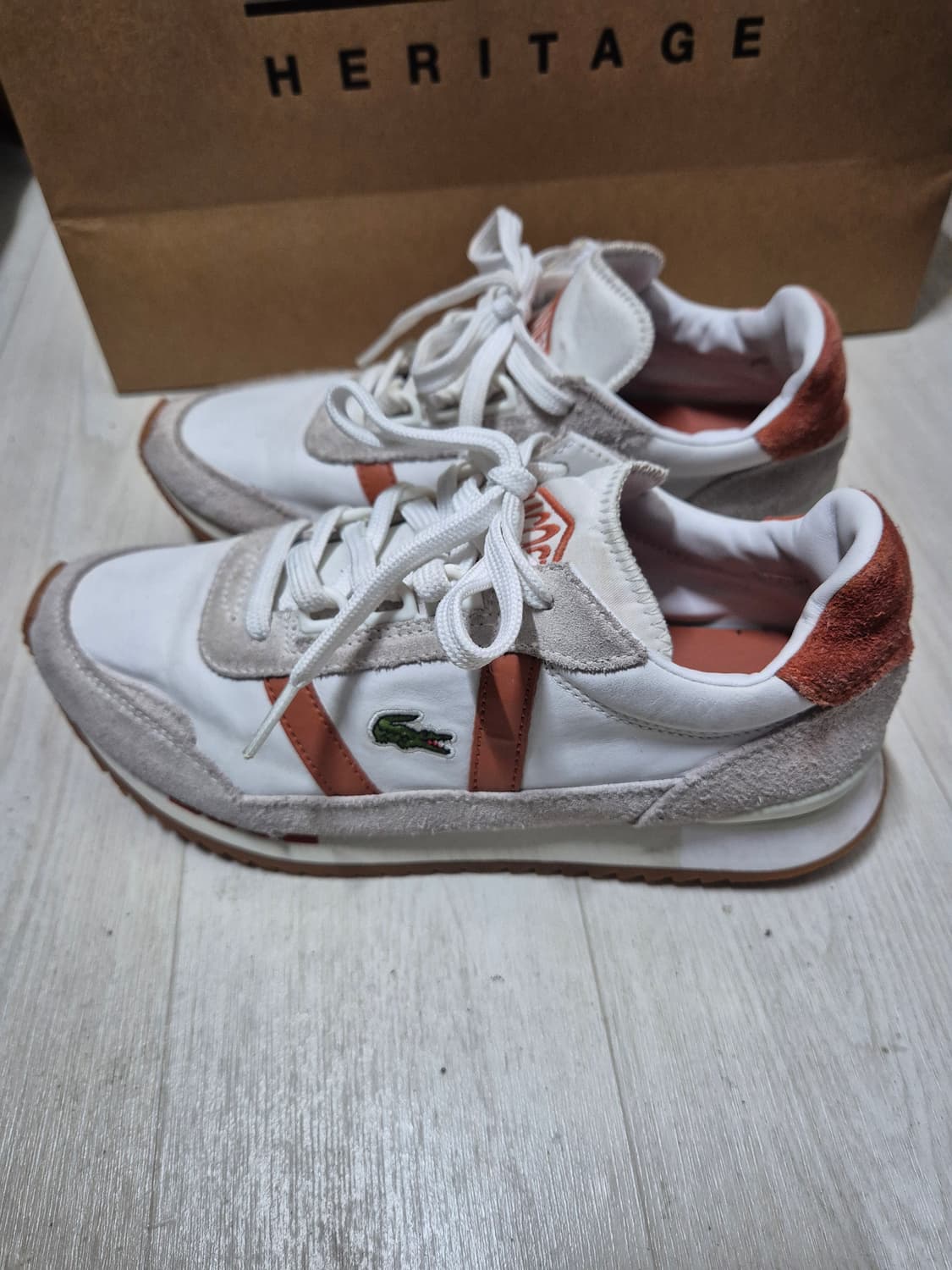 라코스테 파트너 레트로 스니커즈 us/6 240 판매합니다 상품이미지1