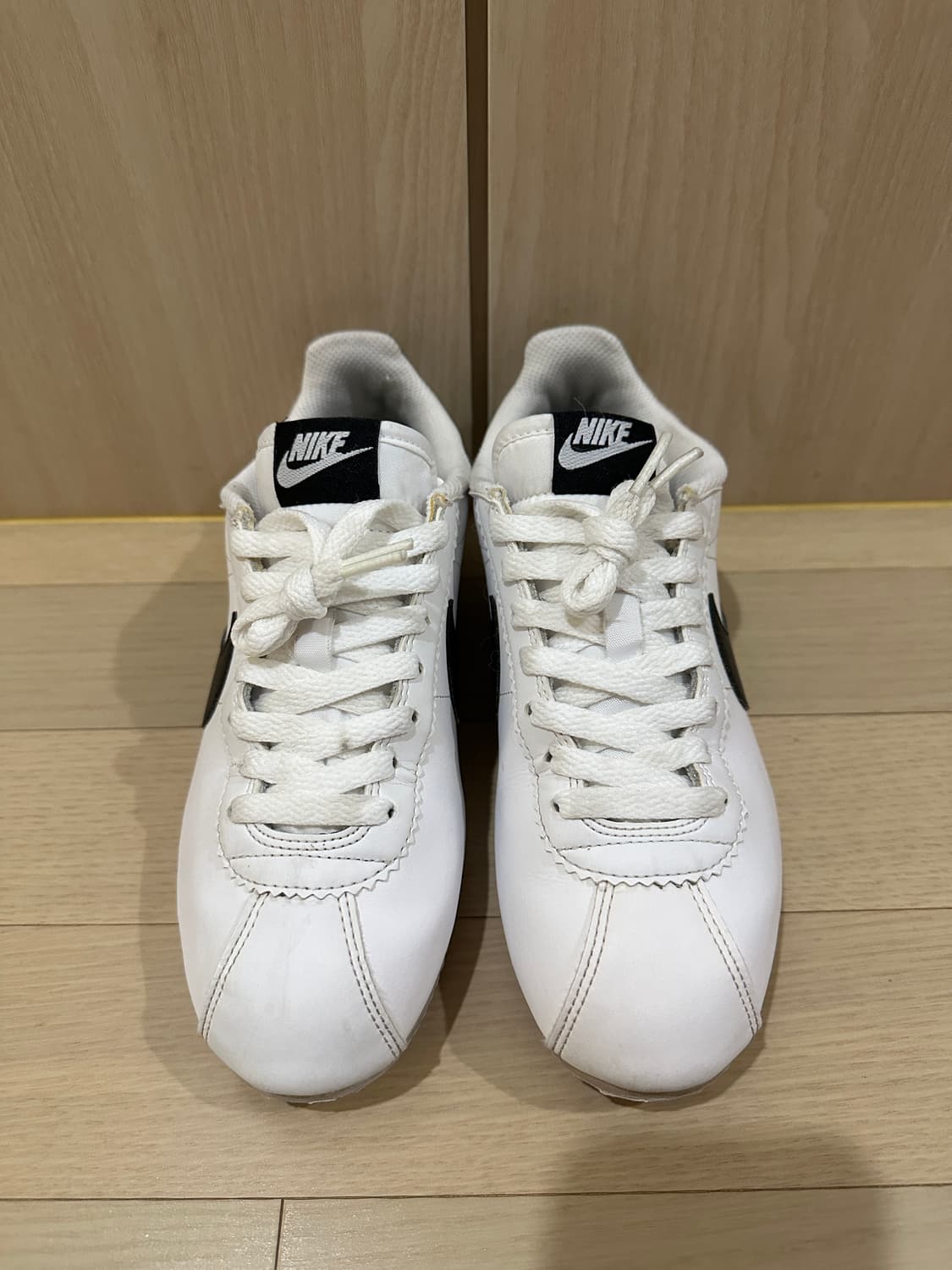 나이키 코르테즈 흰검 240 상품이미지2