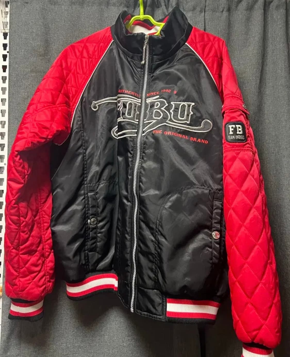 후부 바시티 퀄팅자켓 판매합니다 상품이미지1