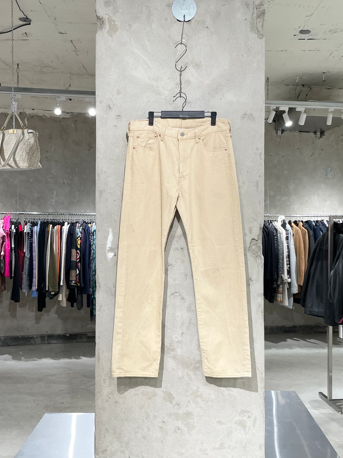 리바이스 501 샌드 버튼 플라이 데님 팬츠 상품이미지1