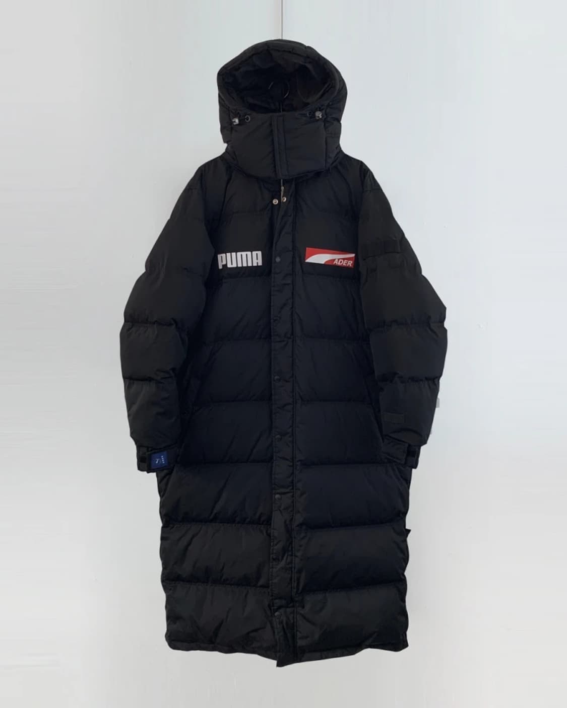푸마 x 아더에러 다운 롱패딩 상품이미지1