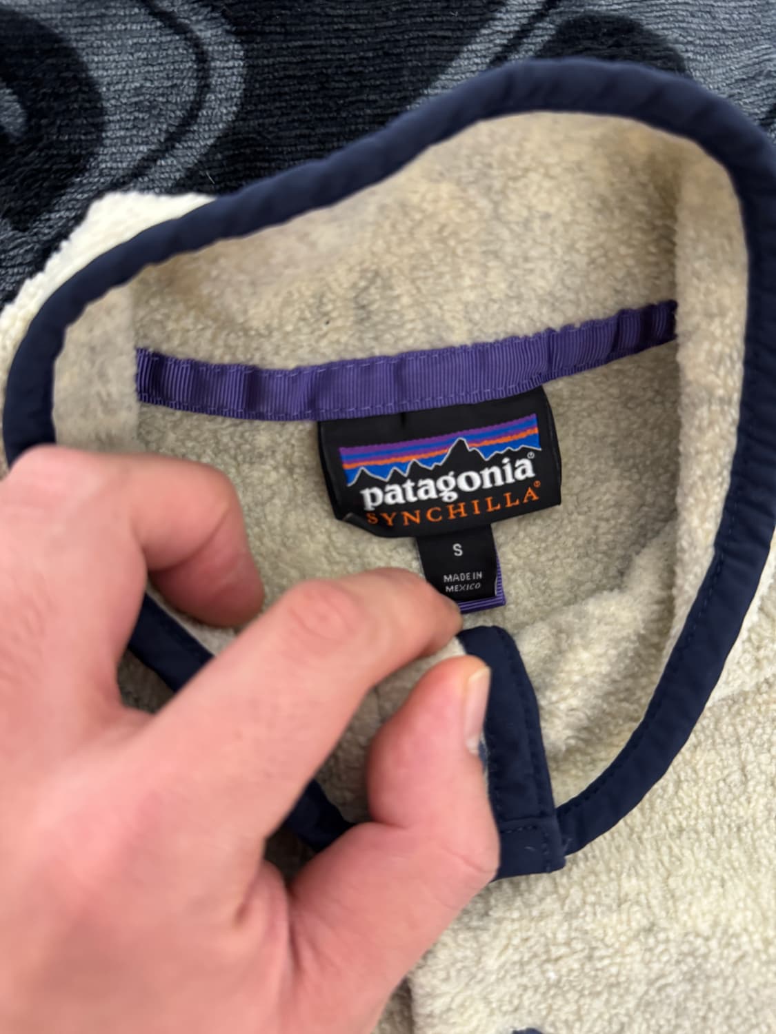 파타고니아 신칠라 스냅 티 풀 오버 오트밀 앤 네이비 메이드 인 멕시코 상품이미지4