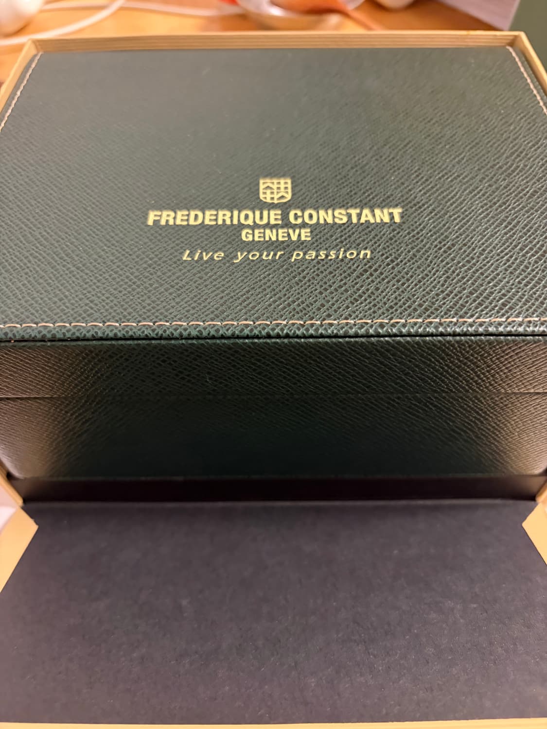 프레드릭 콘스탄틴 상품이미지4