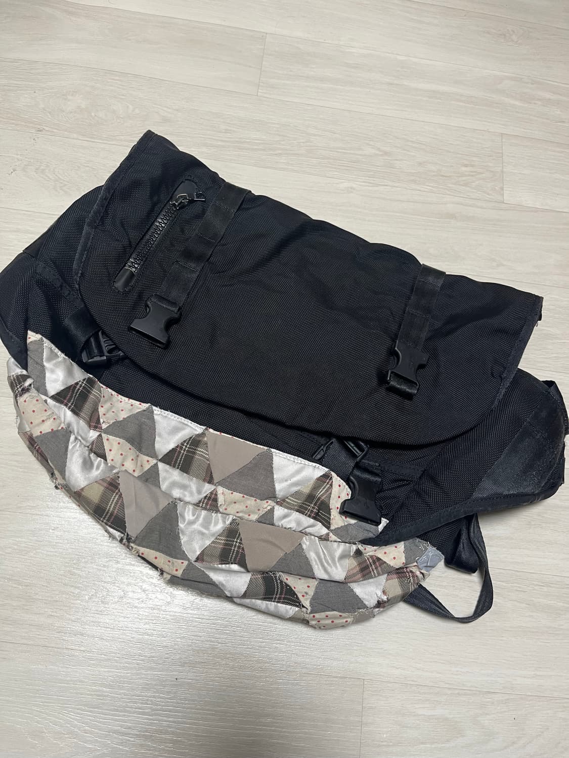 08aw 비즈빔 발리스틱 메신저백 상품이미지1