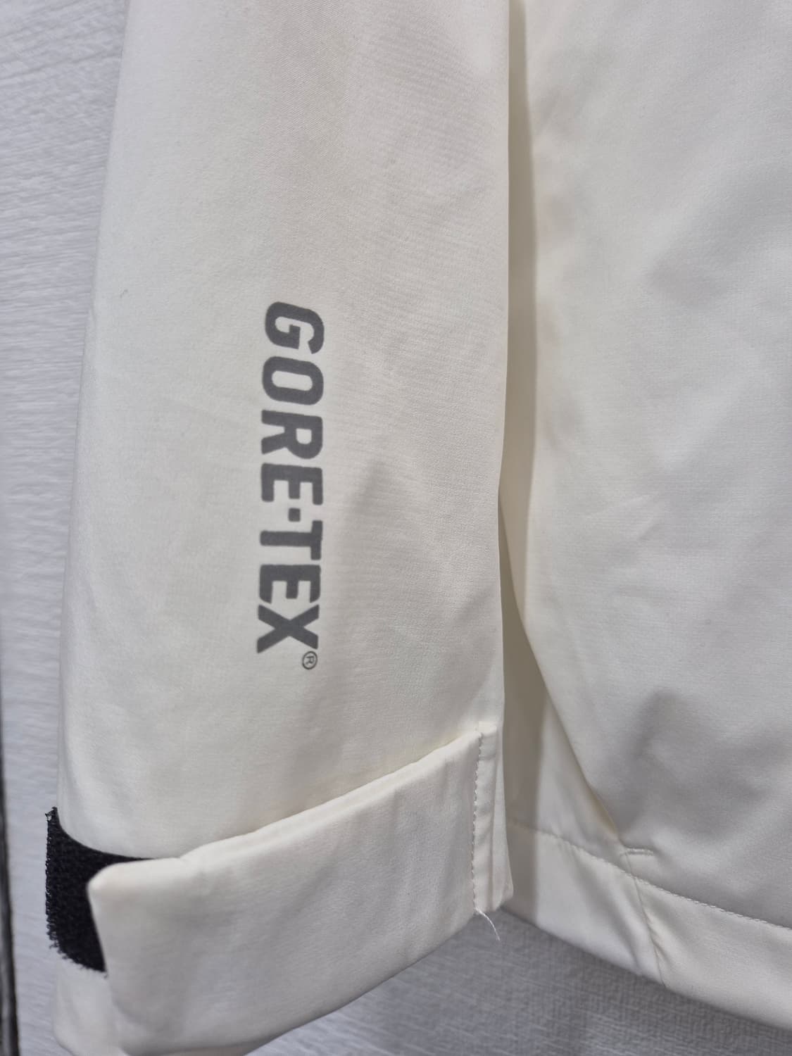 나이키 ACG 고어텍스 윈드쉘 화이트 자켓/ 100(정품) 상품이미지2