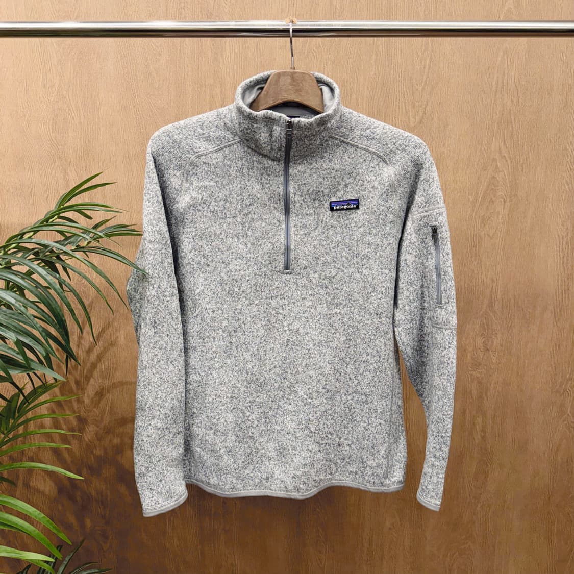 파타고니아 하프 집업 플리스 자켓 로고 패치 파이핑 디테일 라이트 그레이 상품이미지1