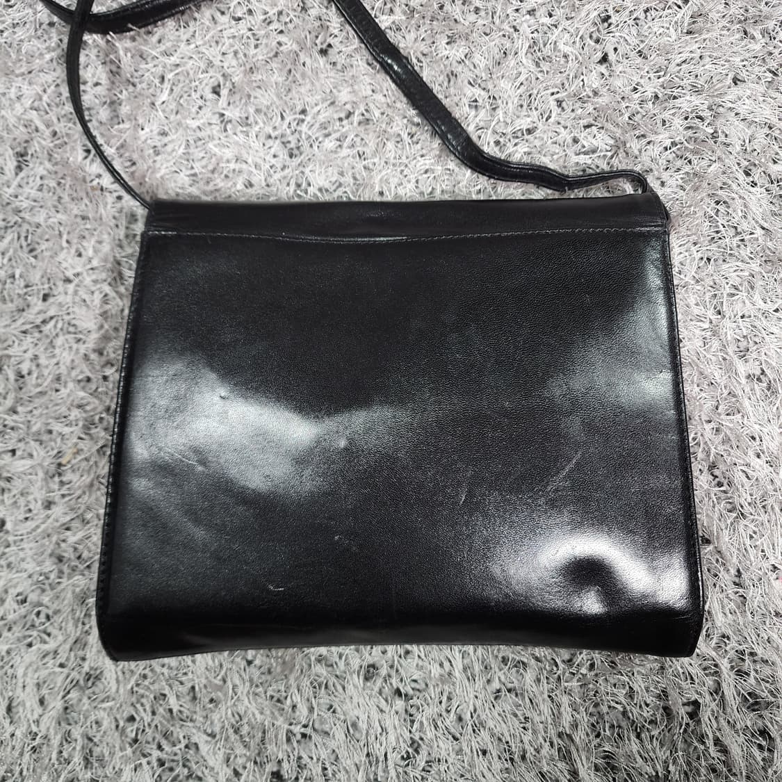 발리 레더 빈티지 크로스백 상품이미지2