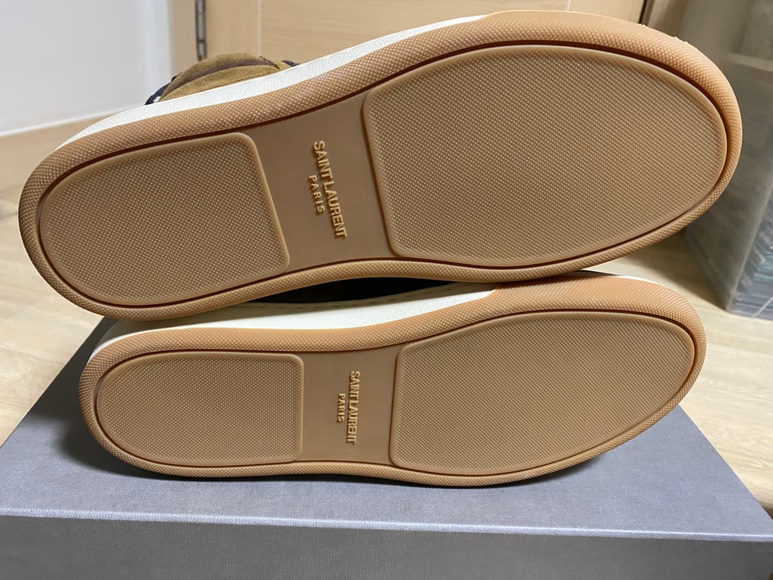 생로랑 스웨이드 하이탑 스니커즈 상품이미지4