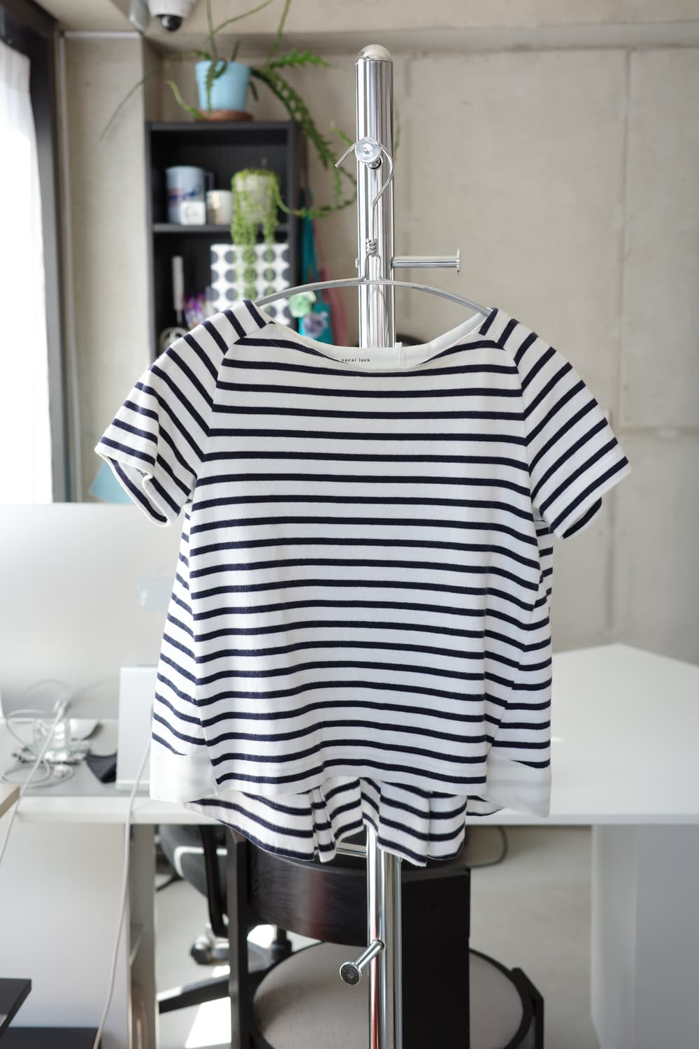 사카이 럭 15ss 스트라이프 크롭 티셔츠 상품이미지1