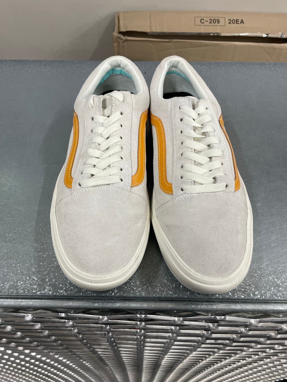 반스 컴피쿠쉬 화이트 옐로우 285 상품이미지5