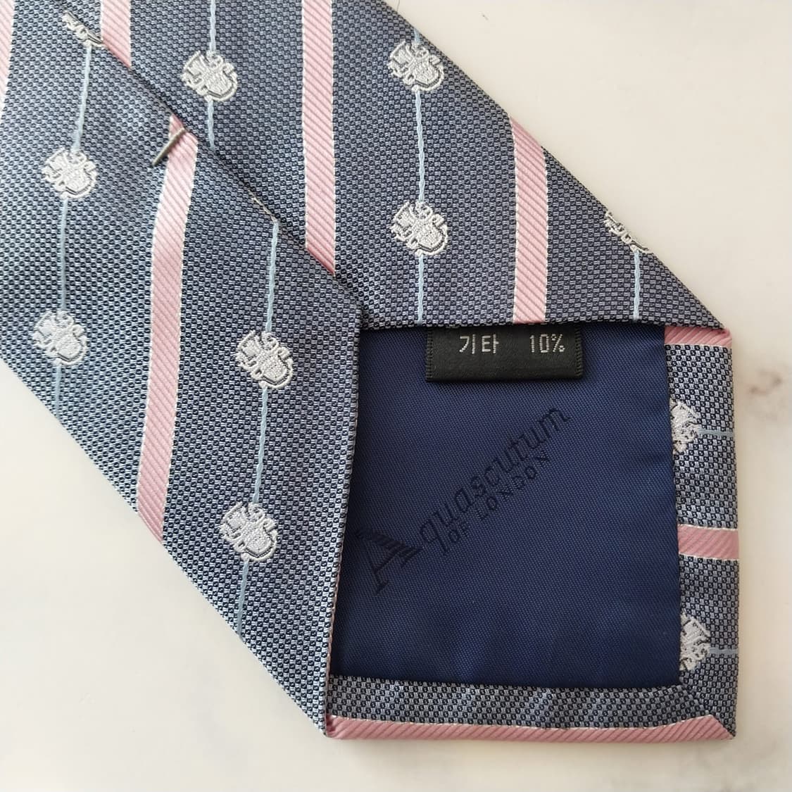 아쿠아스큐텀 실크 네이비 스트라이프 넥타이 9.3cm A+등급 K1128 상품이미지9