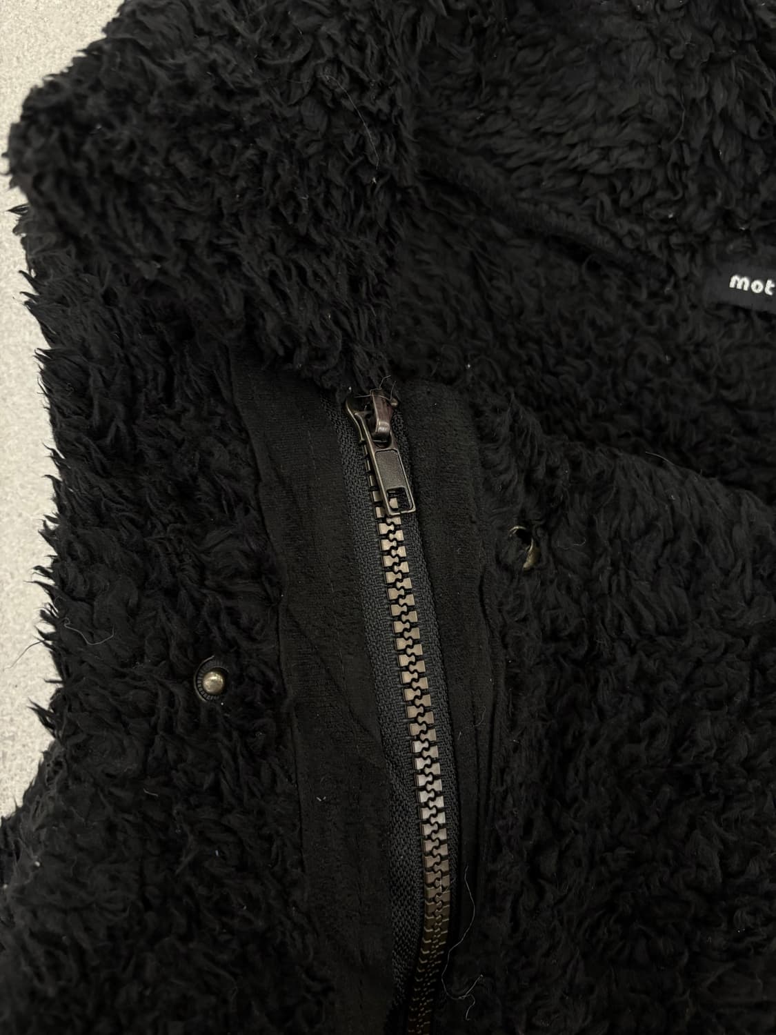 페이크 퍼 사선 베스트 집업 상품이미지5