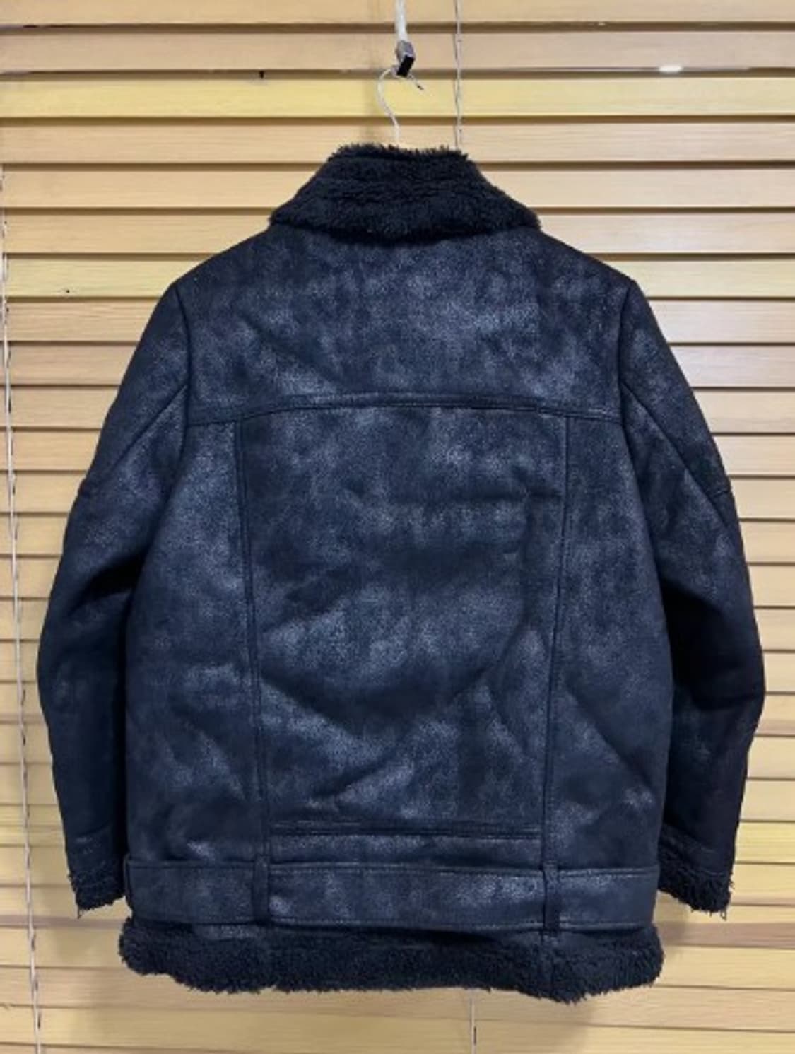 버커루 여성 인조양털무스탕하프코트 상품이미지3