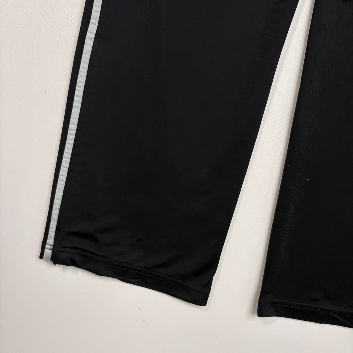 [XL] Adidas track pants black 상품이미지7
