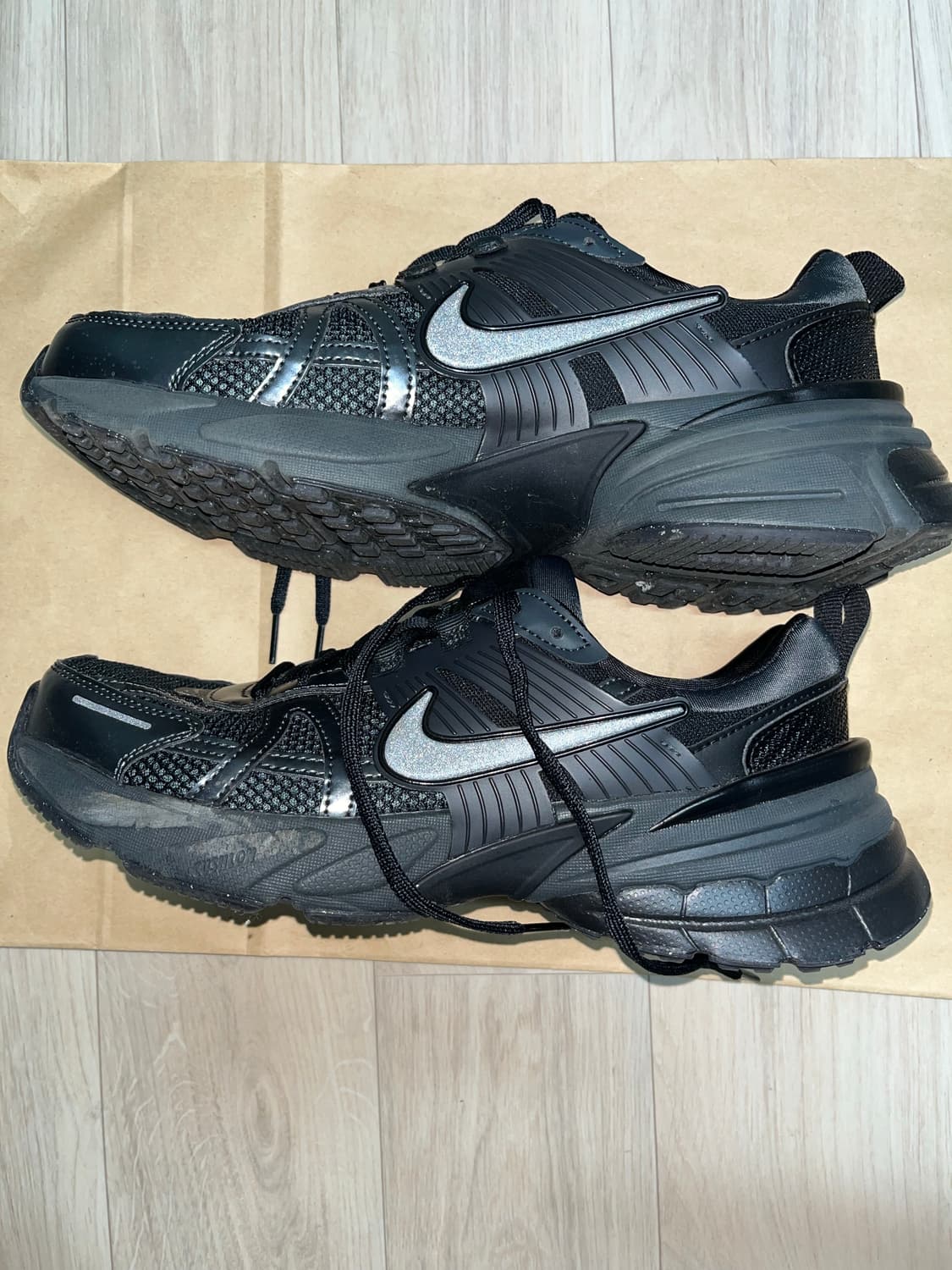 나이키 V2K 런 블랙 상품이미지2