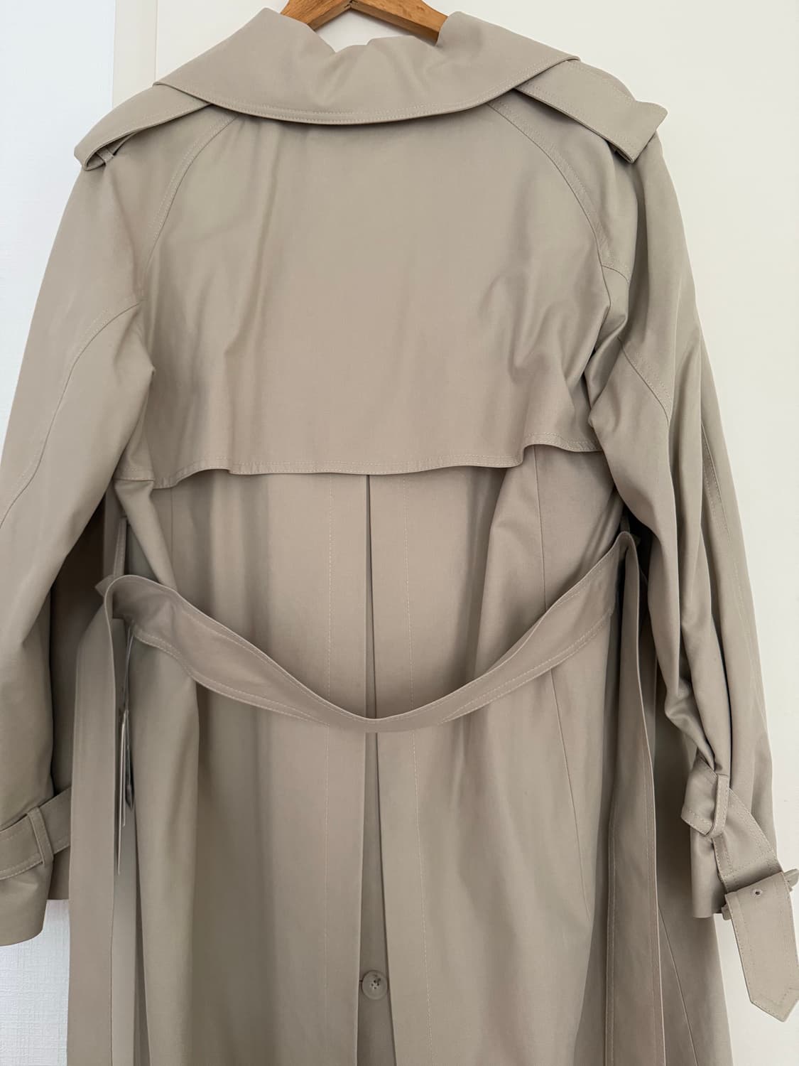 닐바이피 트렌치코트 상품이미지4