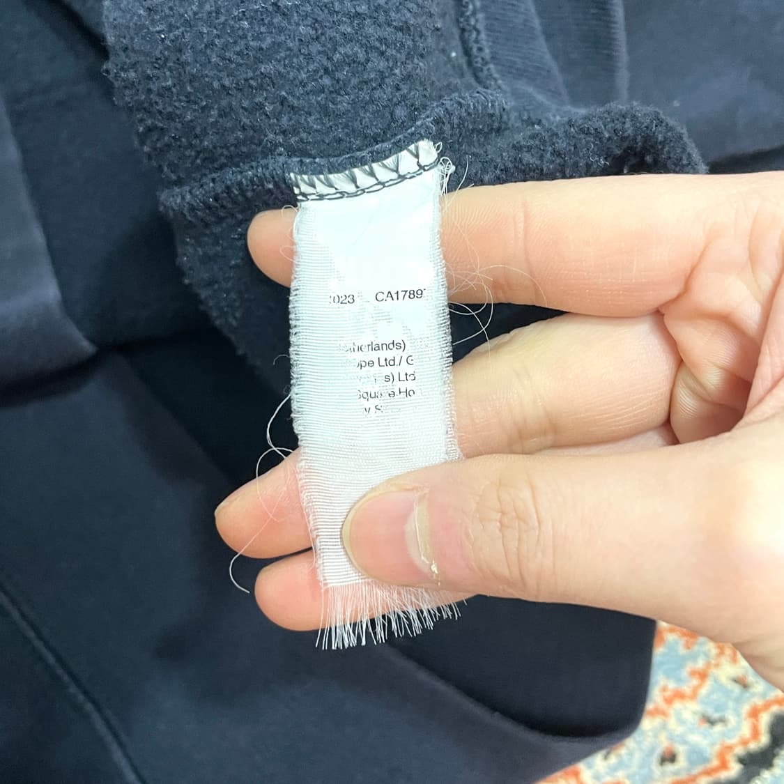 갭 스펠로고 딥네이비 기모 후드티셔츠 남성M 상품이미지4