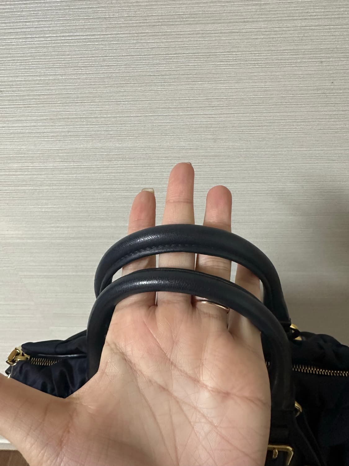 프라다 고프레 네이비 상품이미지5