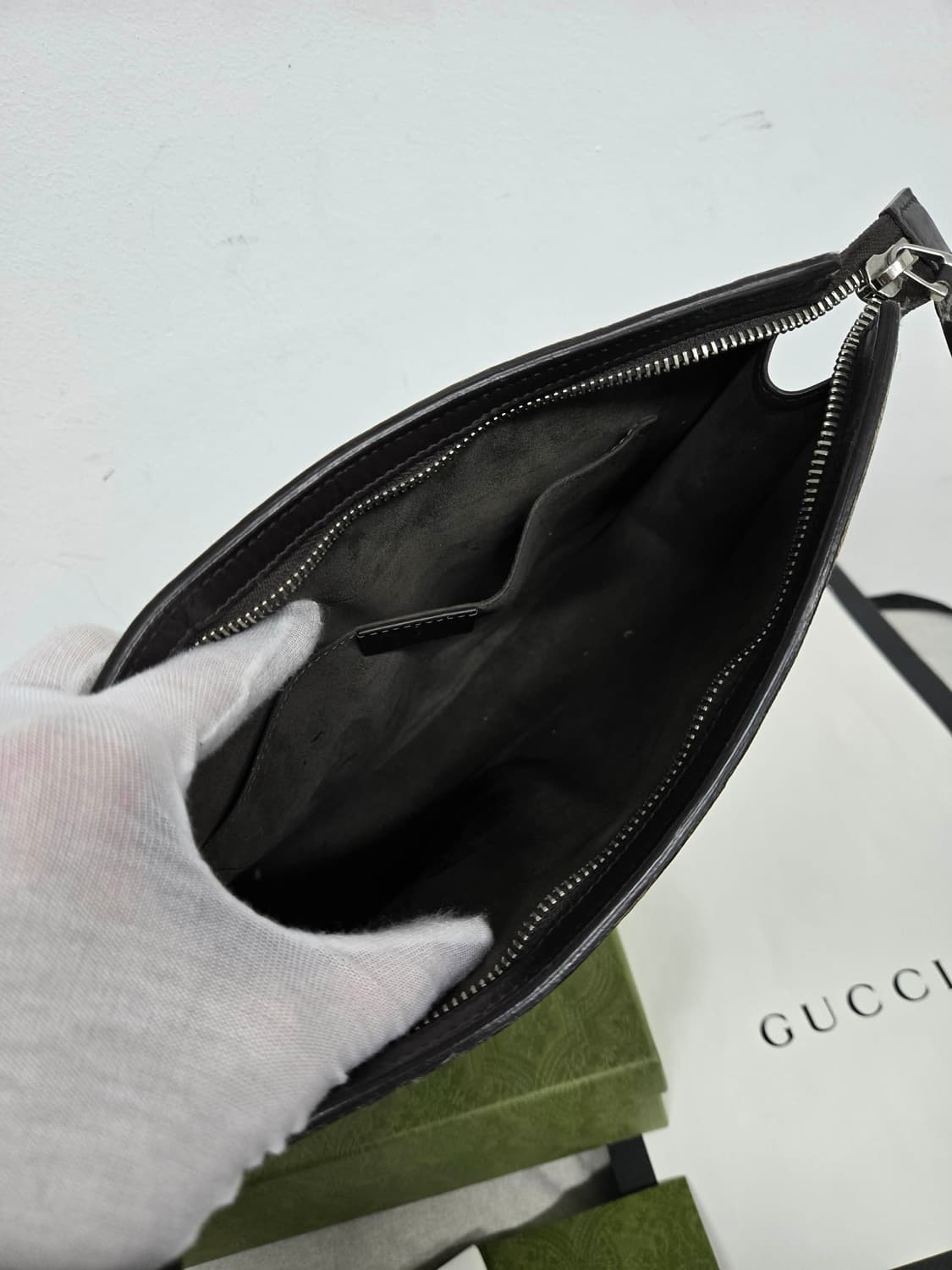 [보증서 정품] 구찌 웹삼선 시그니처 클러치백 상품이미지1