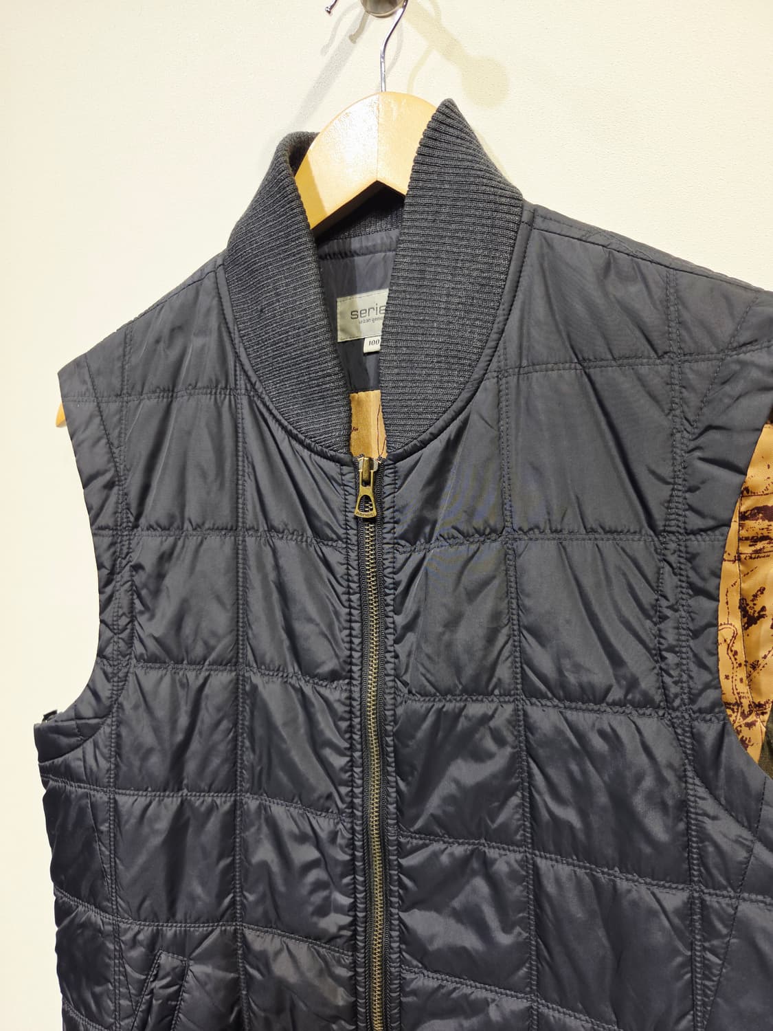 시리즈 스퀘어 퀼팅 패딩 조끼 네이비_100 상품이미지3