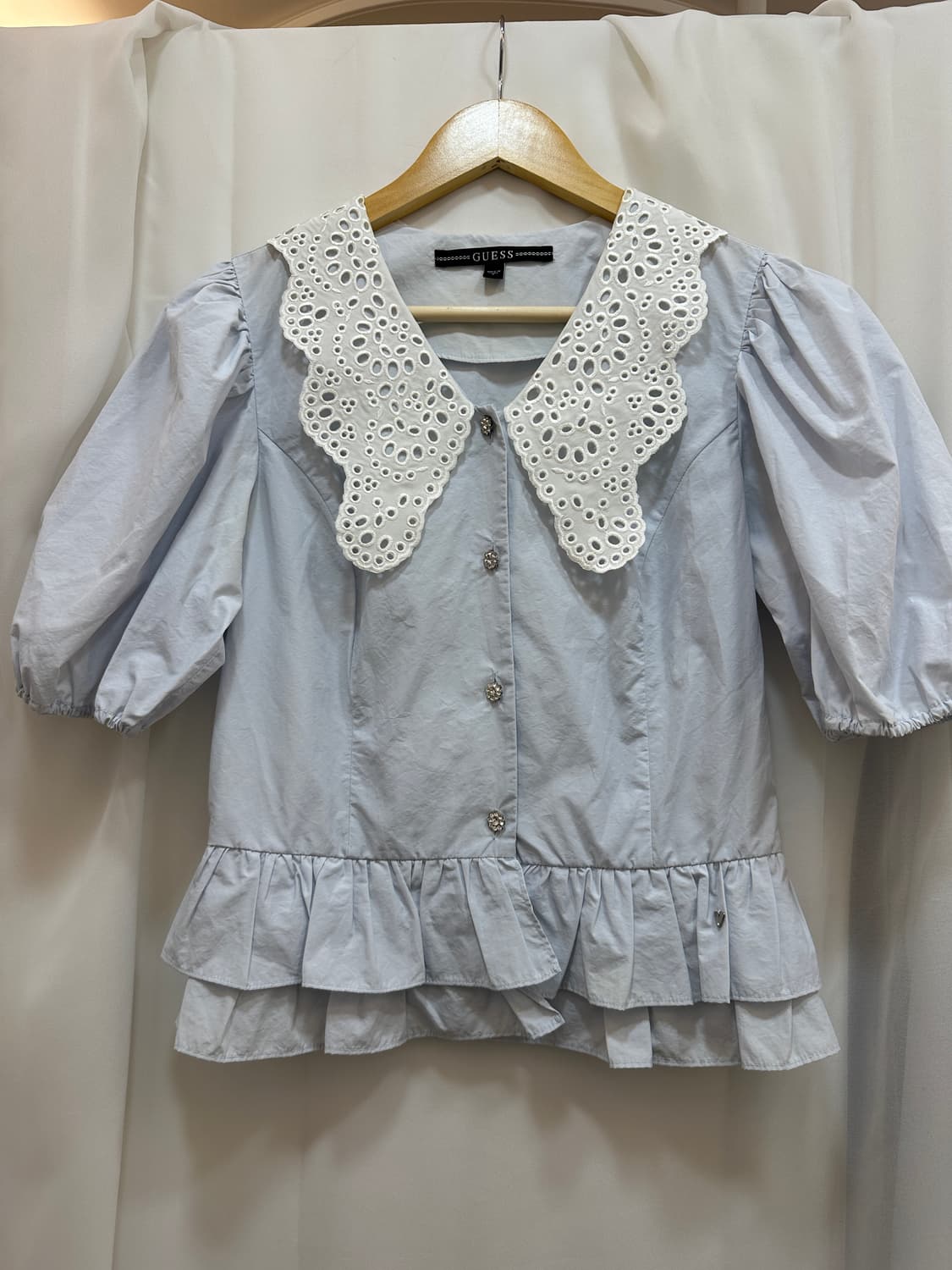 GUESS 하늘색 레이스 블라우스 상품이미지1