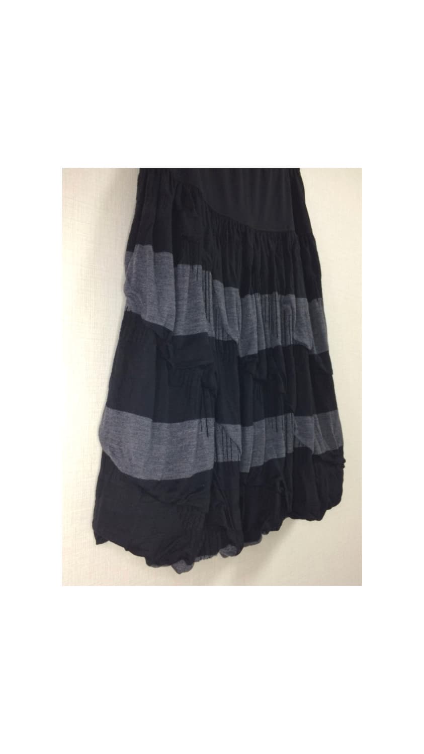 sensounico t.b 센소유니코 블랙 그레이 벌룬 스커트 상품이미지4