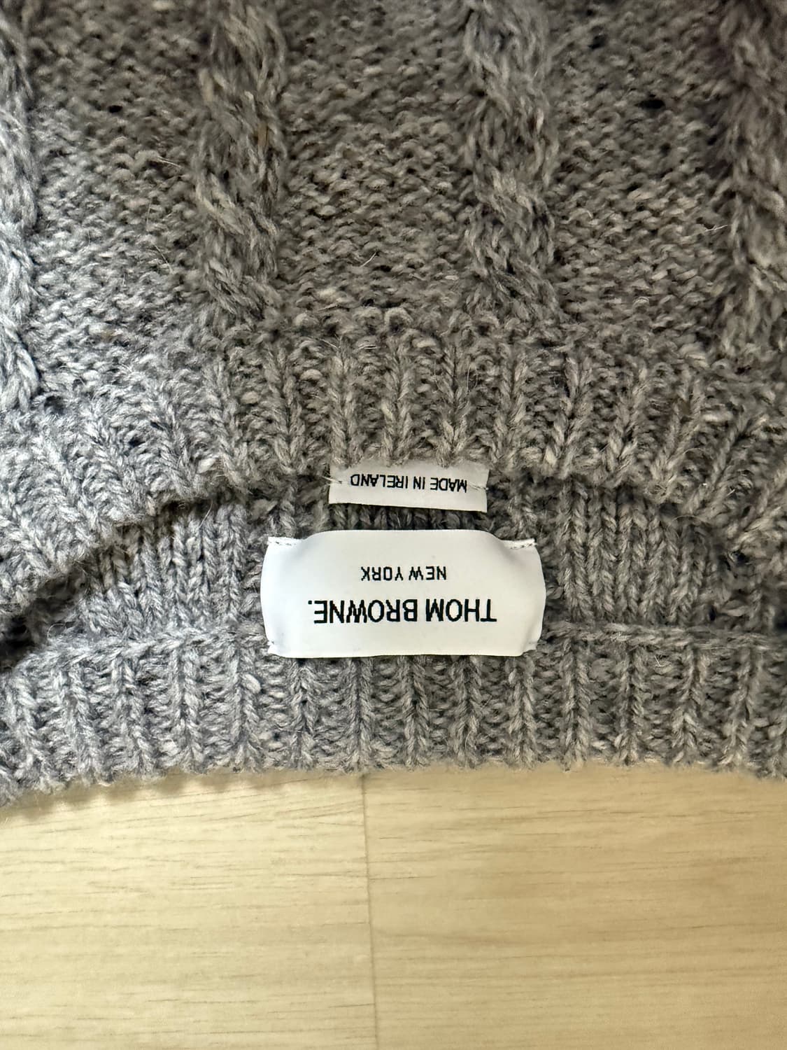 톰브라운 도네갈 트위스트 니트 상품이미지4