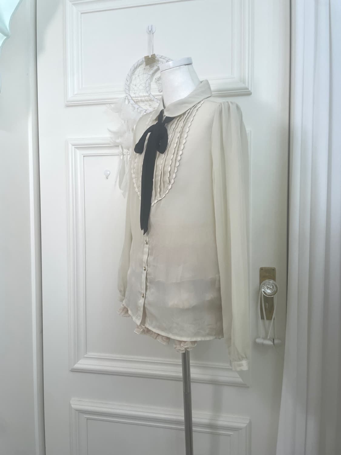 butter lace trim black bow blouse 상품이미지2