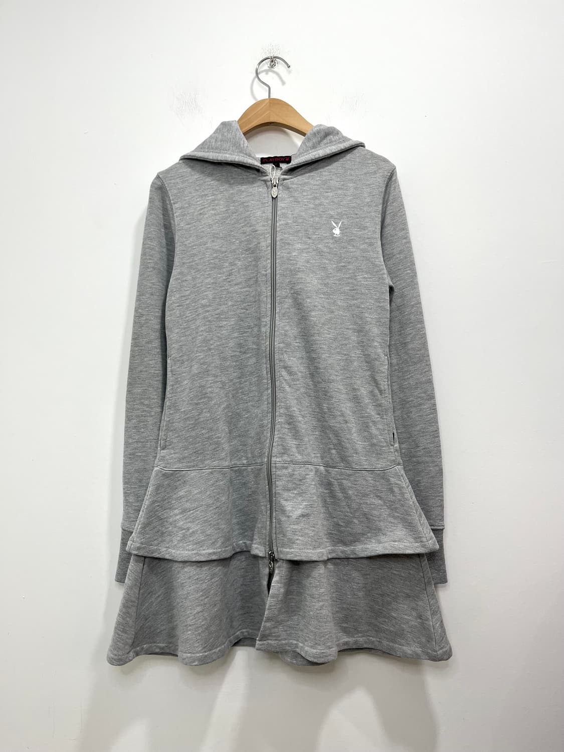 Play boy 로고 자수 캉캉 레이어드 롱후드집업 상품이미지4