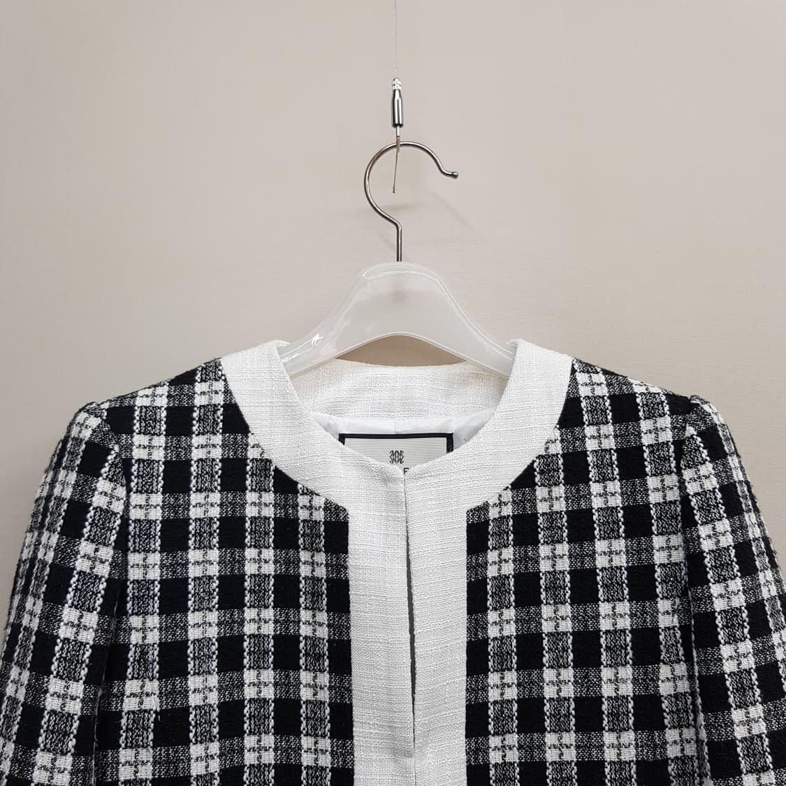 모조에스핀 2023 체크 트위드 노카라 자켓 S사이즈 상품이미지3