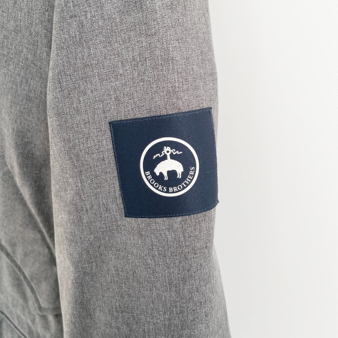 A2 브룩스 브라더스 사이드 로고 패치 덕다운 야상 패딩 100사이즈 상품이미지4