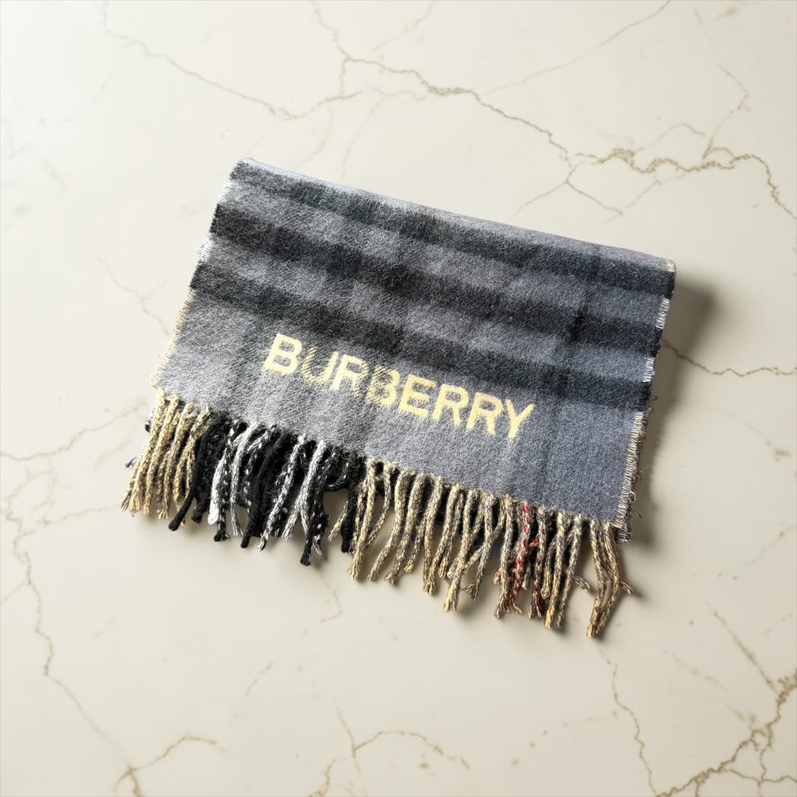 버버리 컬러믹스 로고 캐시미어 머플러 상품이미지3