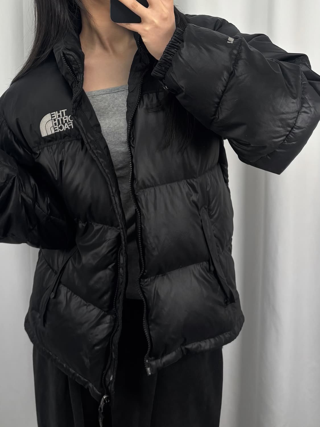 노스페이스 블랙 눕시 700 패딩 자켓 상품이미지2