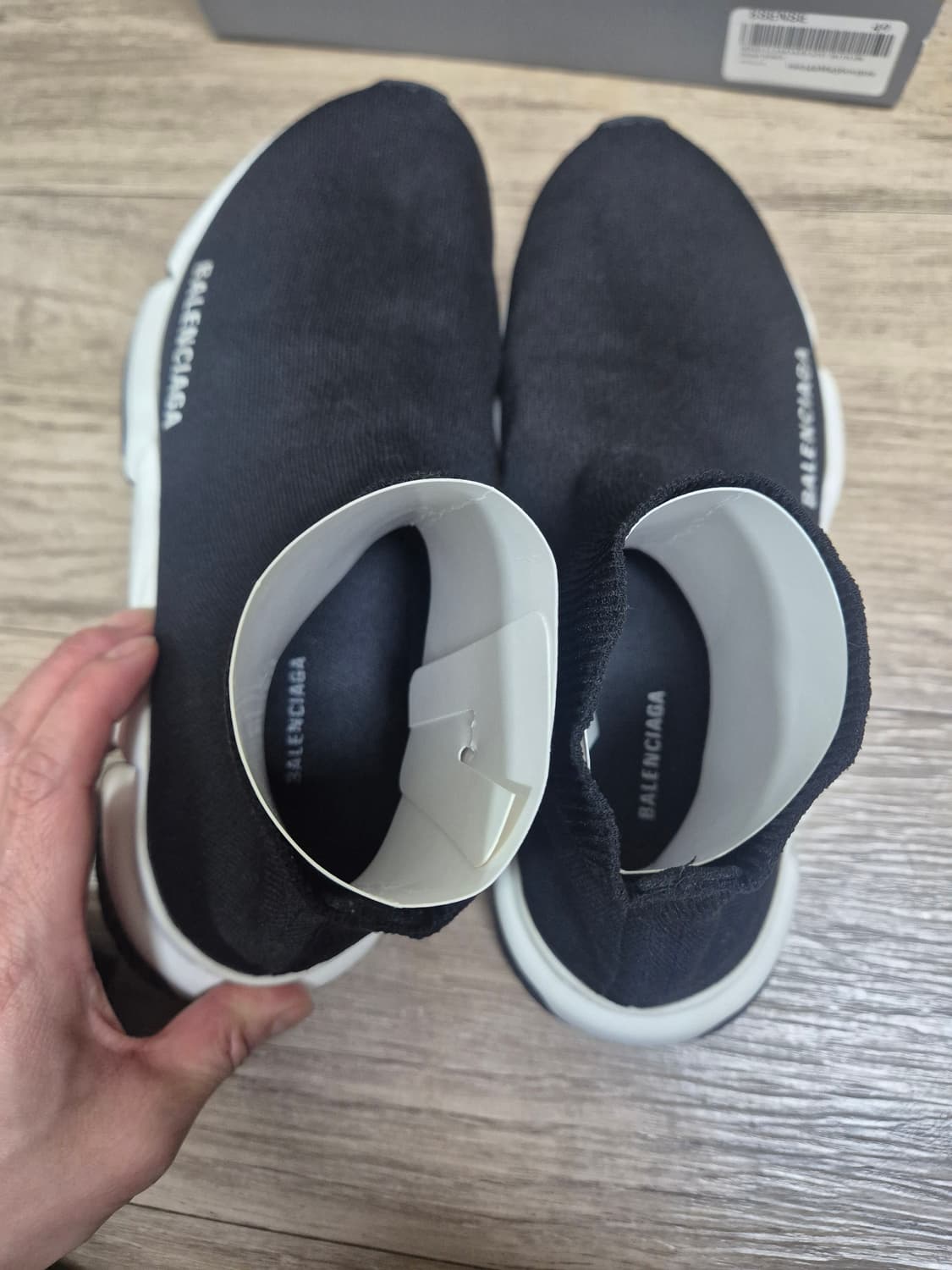 발렌시아가 스피드러너 블랙/화이트 40,260mm 정품 상품이미지7