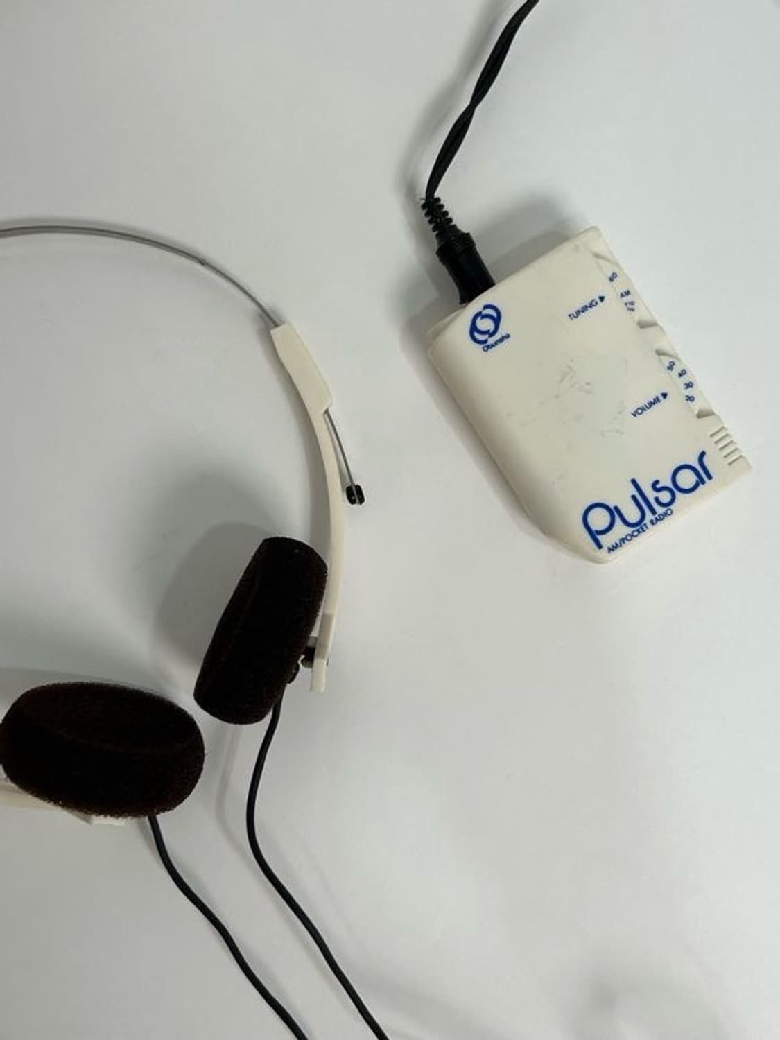 Pulsar 빈티지 휴대용 라디오 & 헤드폰 세트 상품이미지2