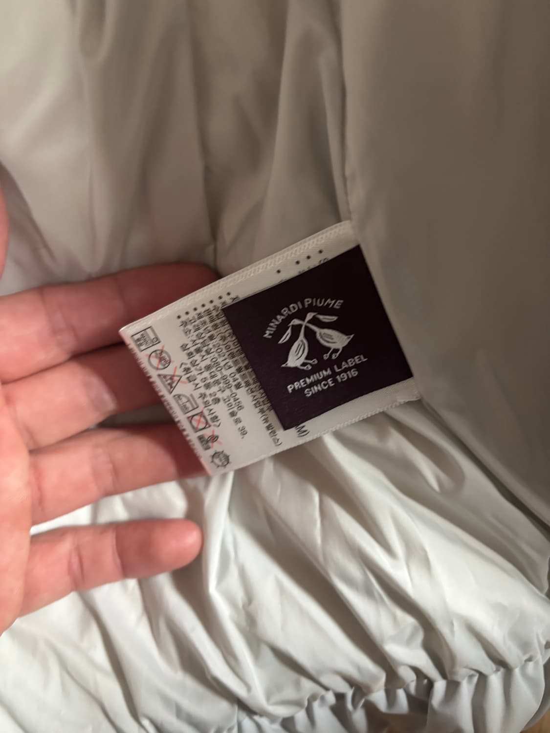 뉴발란스 숏 다운 플라워 패딩 자켓 상품이미지4