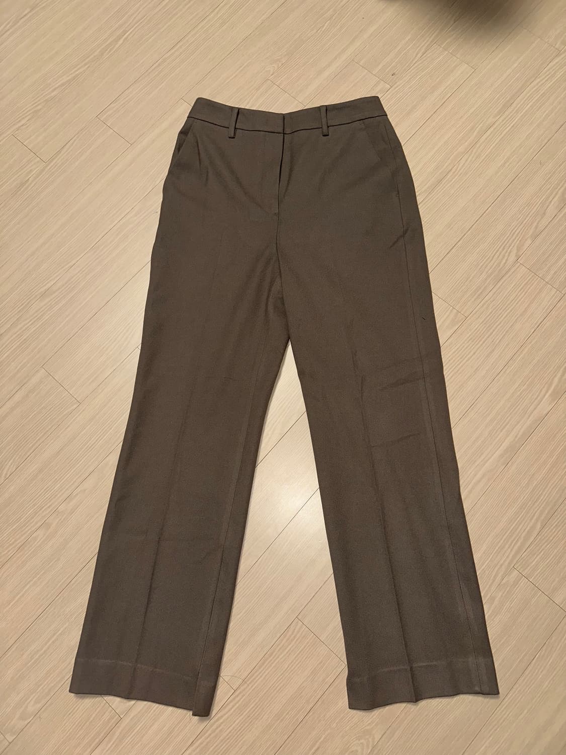 지오다노 밴딩 절개 슬랙스  상품이미지1