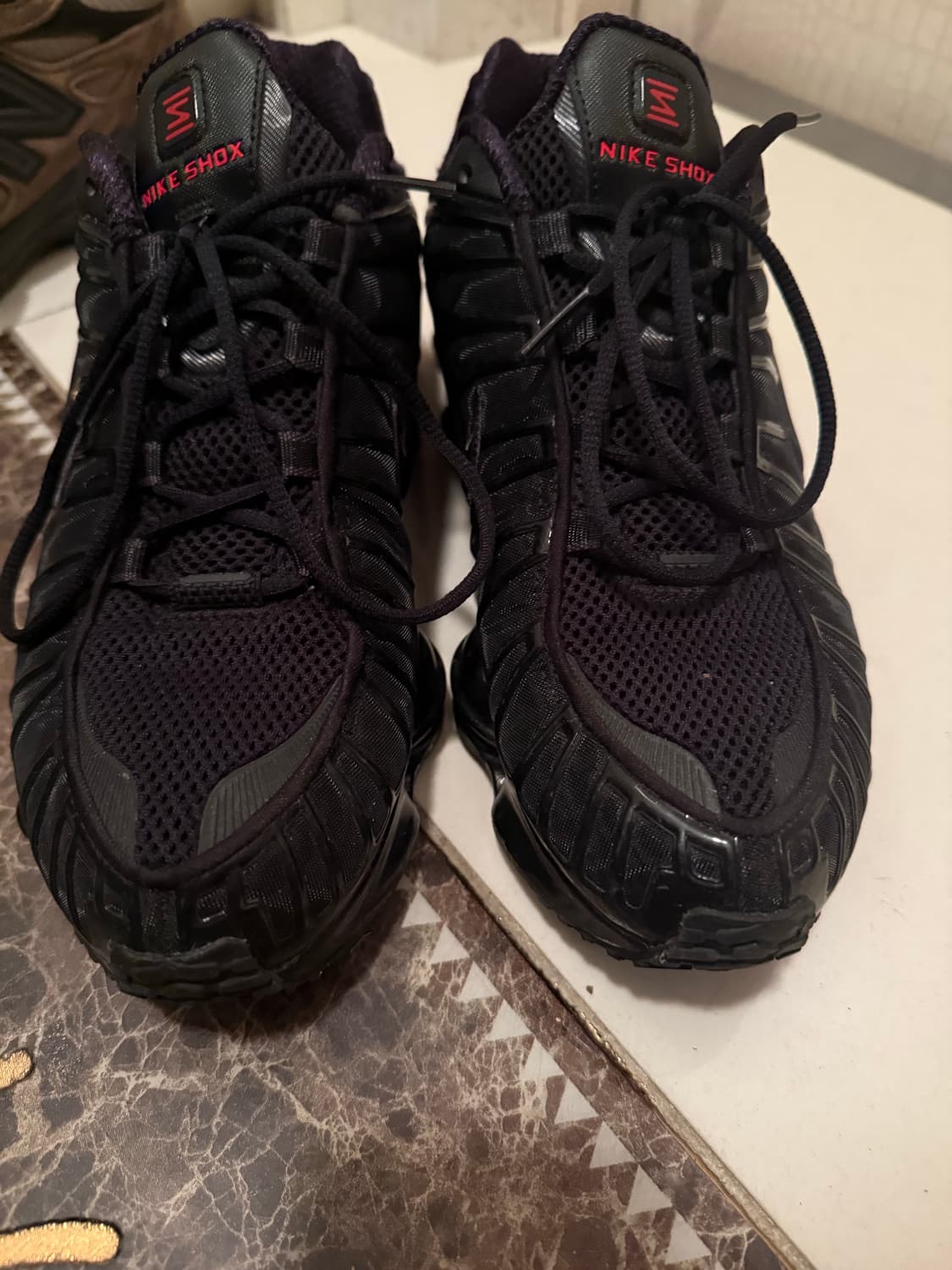 나이키 샥스TL 블랙 맥스오렌지 275 상품이미지1