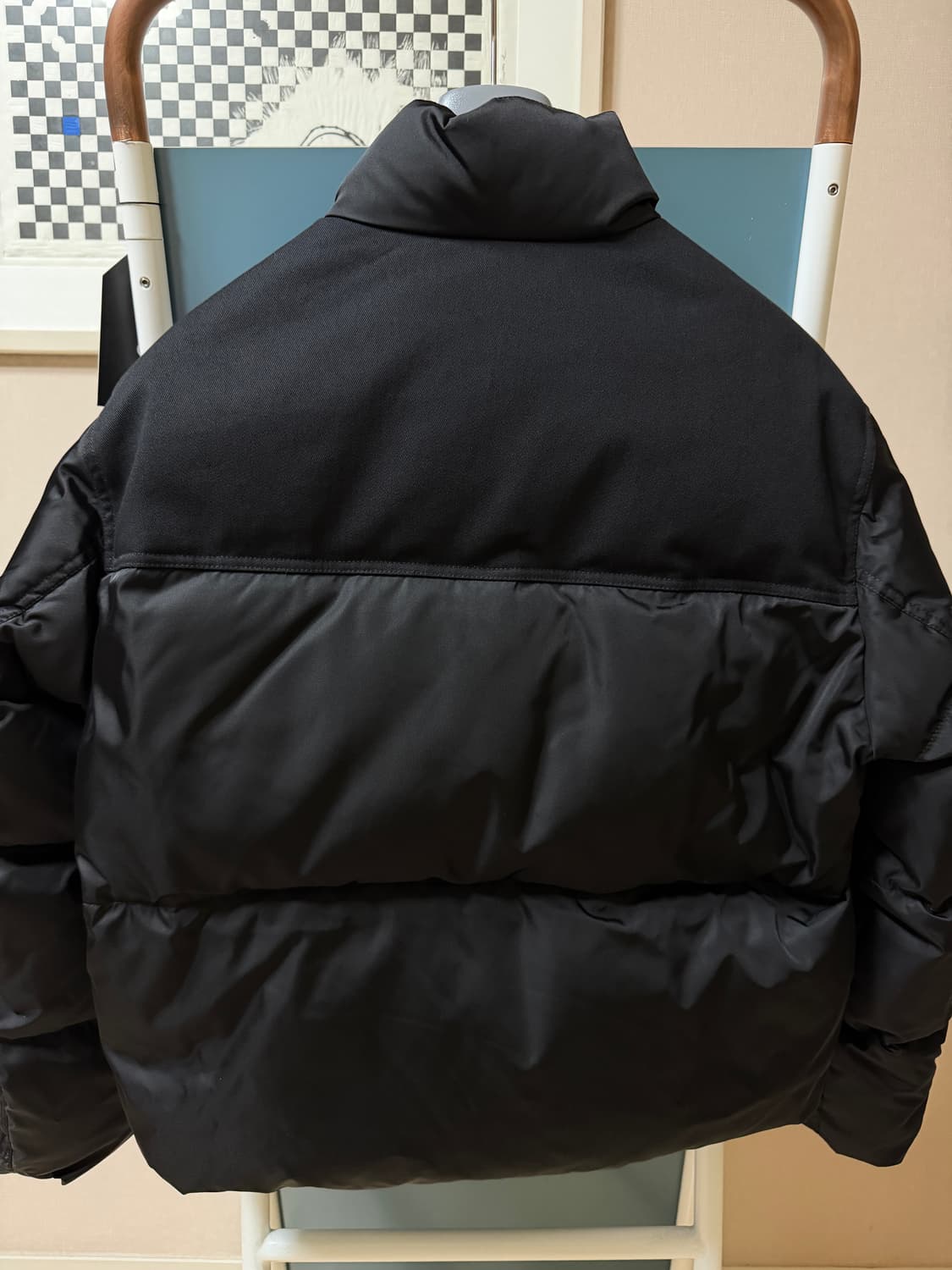 (새상품)프라다 리나일론 크롭 다운자켓 상품이미지4