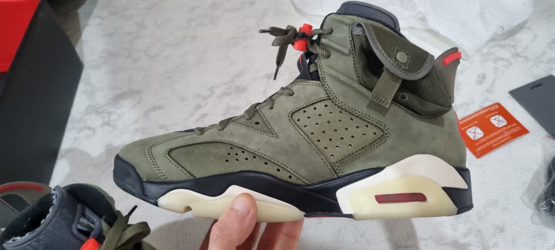 나이키 에어조던 6 트래비스 스캇 올리브 270 상품이미지3