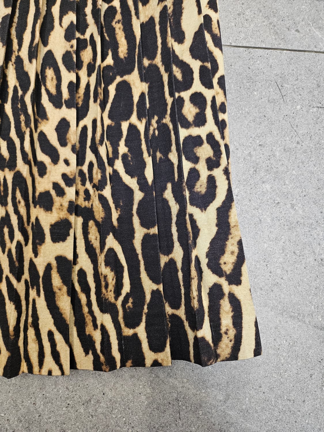 Burberry 버버리 레오파드 프린트 플리츠 스커트 38 상품이미지4