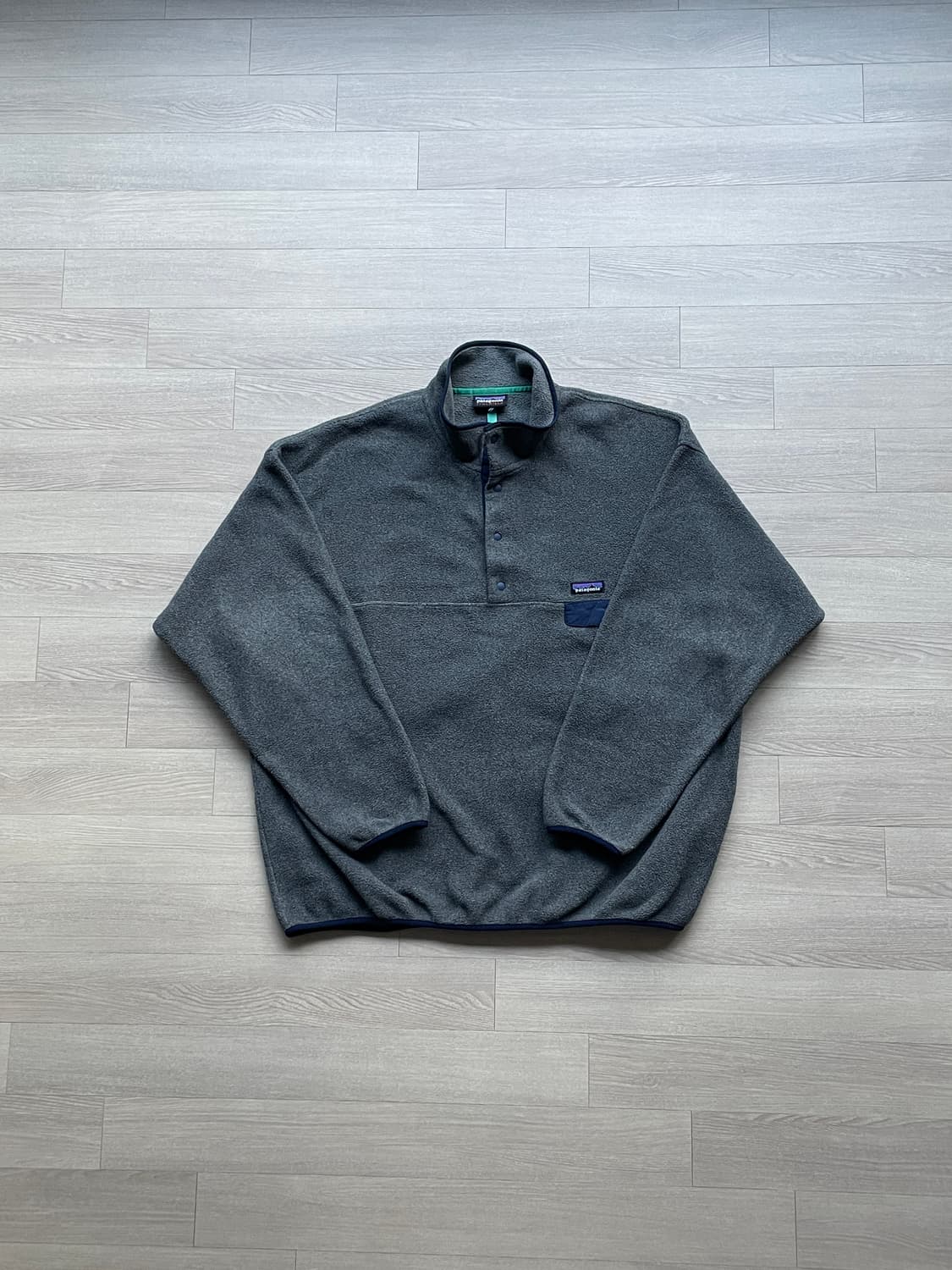 파타고니아 신칠라 니켈 네이비 그레이 플리스 patagonia 상품이미지1