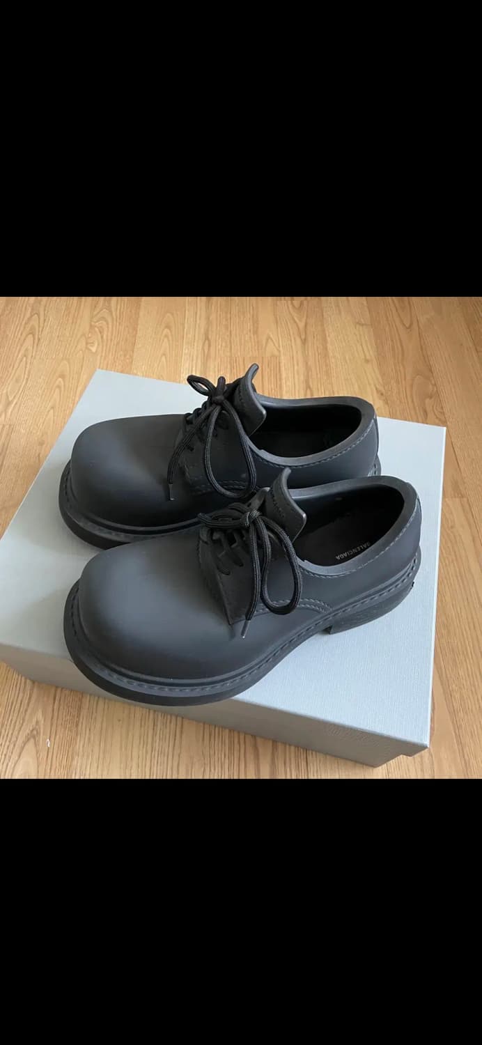 발렌시아가 스테로이드 더비 40 상품이미지4