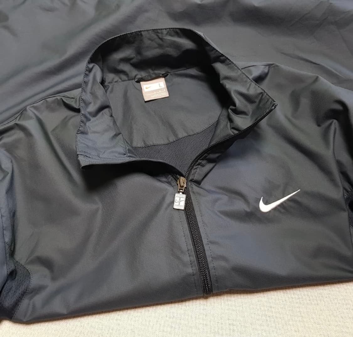 나이키 빈티지 바람막이 상품이미지3
