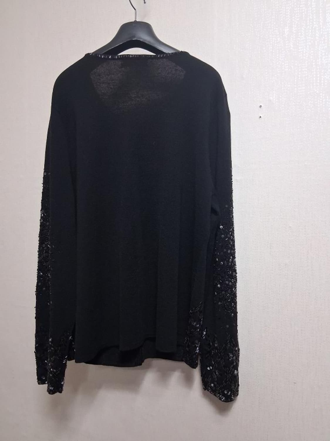 일본수입구제 GUEST JOCONDE   100% 순모 검정 비즈 니트가 상품이미지2